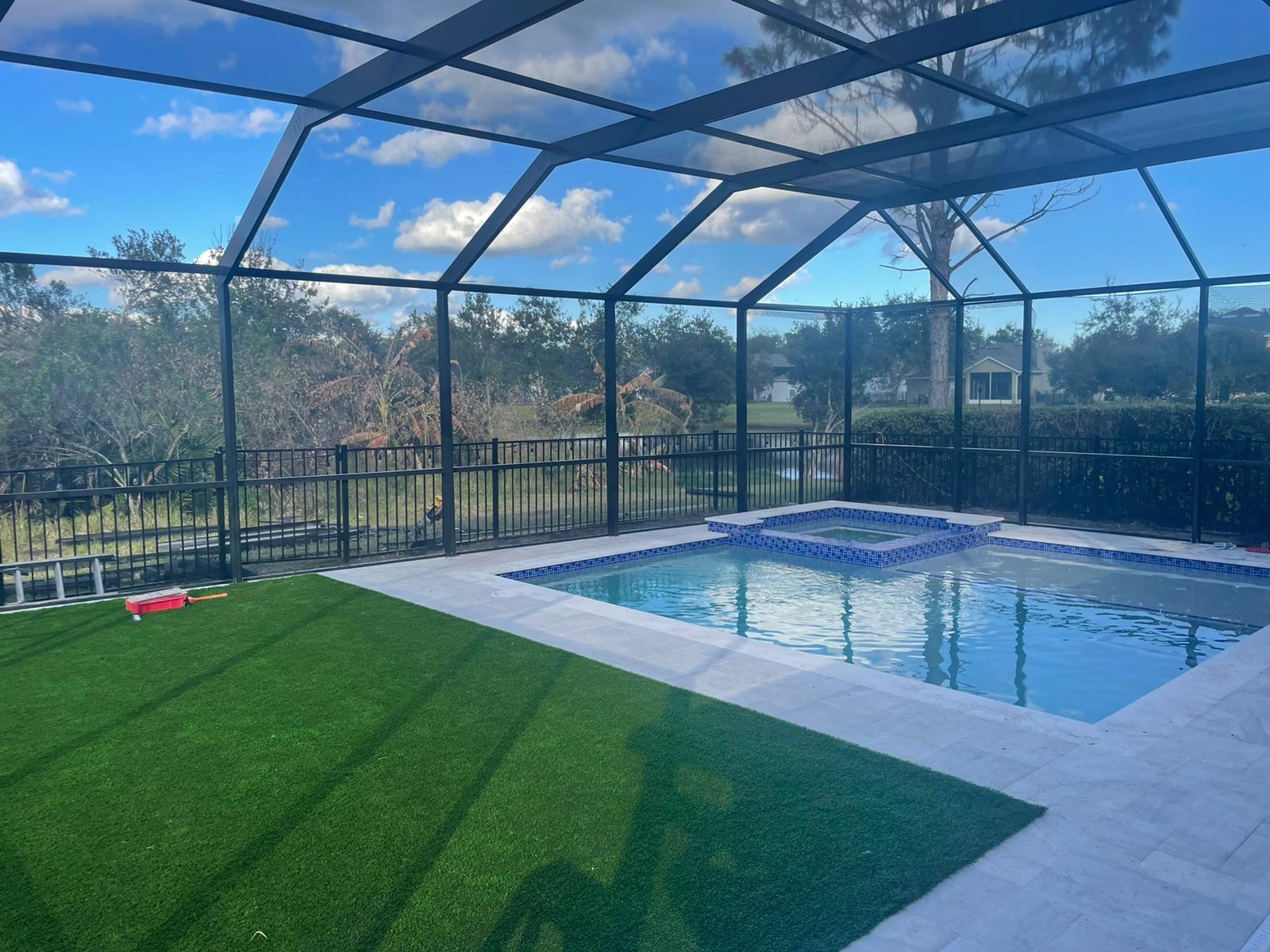 Hunthley Drive — custom pool by Grunit